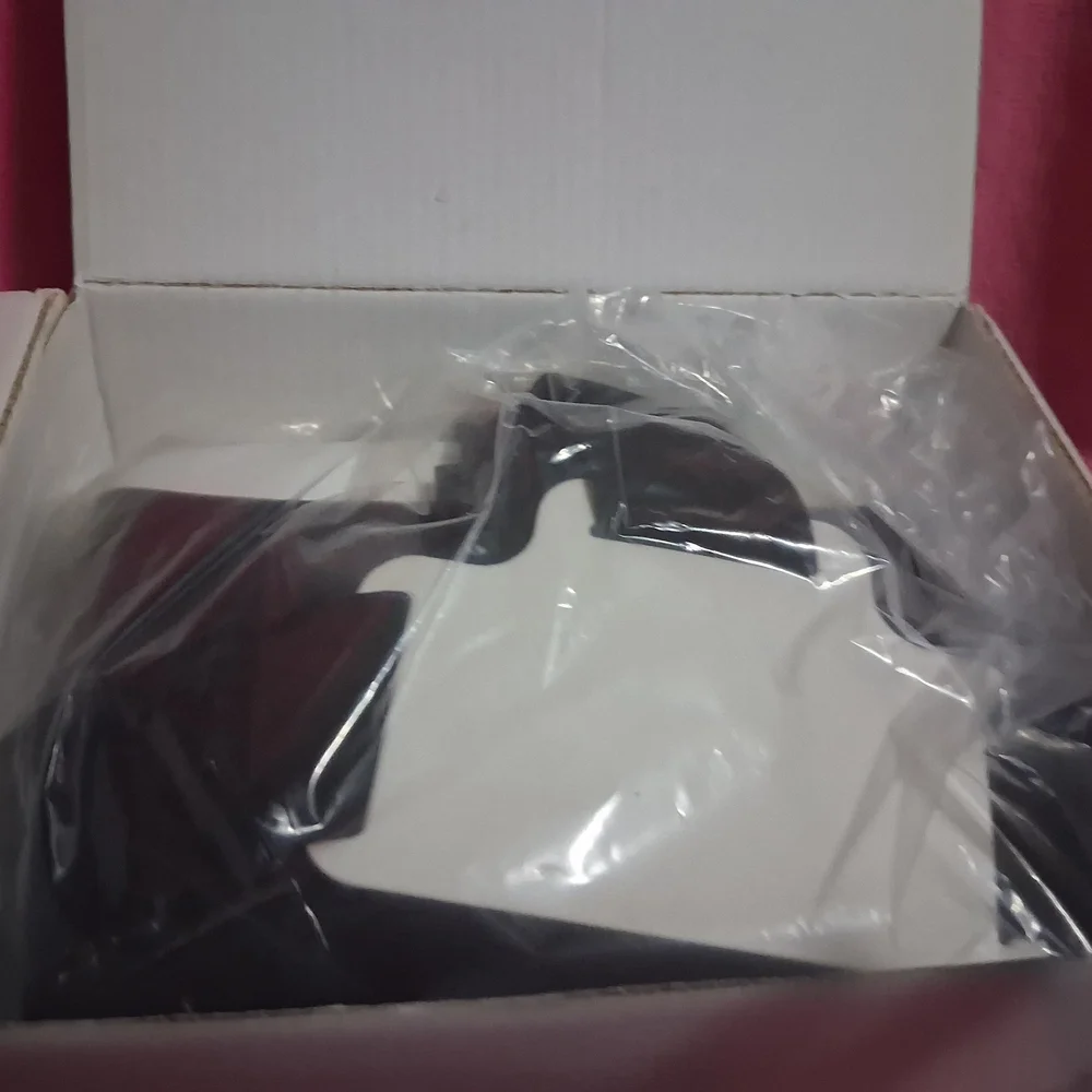 Insight Universal Smartphone VR Headset - White & Black